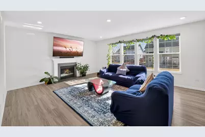 3803 Ivy Lane, Elgin, IL 60124 - Photo 8