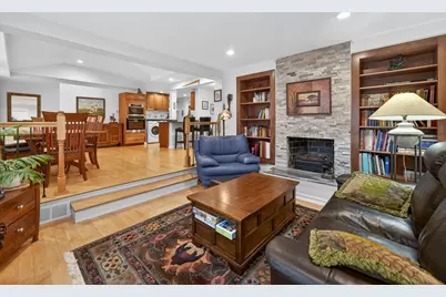 206 Elm Street, Prospect Heights, IL 60070 - Photo 10