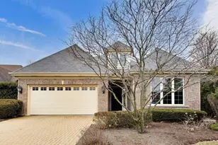 1N598 Golf View Ln, Winfield, IL 60190 - Photo 1