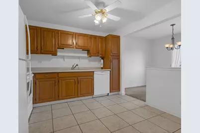 [Address not provided], Wheeling, IL 60090 - Photo 10