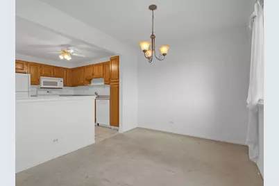 [Address not provided], Wheeling, IL 60090 - Photo 6