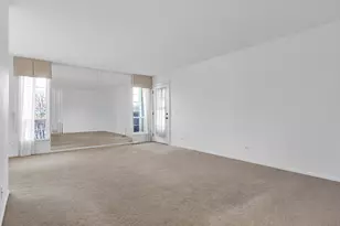 [Address not provided], Wheeling, IL 60090 - Photo 8