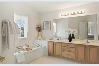 193 S Pleasant Road, Lake Zurich, IL 60047 - Photo 26