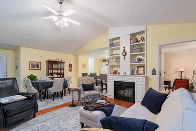 16 Grape Vine Lane, Bloomington, IL 61704 - Photo 8