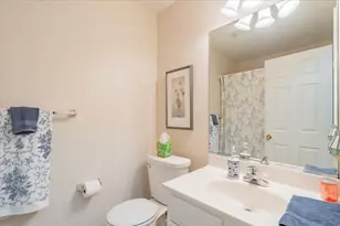 16 Grape Vine Ln, Bloomington, IL 61704 - Photo 18