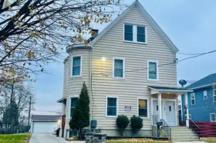 72 N 4th St, Aurora, IL 60505 - Photo 1