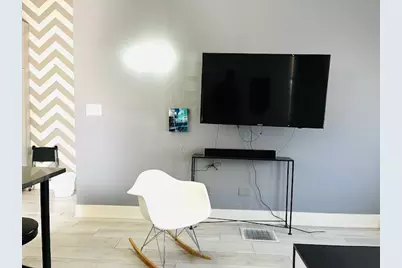 1001 W 16th Street, Chicago, IL 60608 - Photo 12