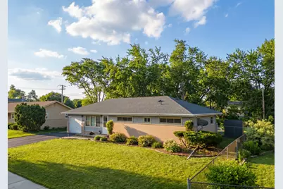 345 Maricopa Lane, Hoffman Estates, IL 60169 - Photo 1