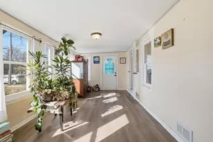 110 N Seminary Ave, Woodstock, IL 60098 - Photo 16