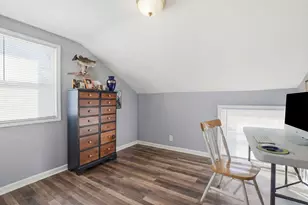 110 N Seminary Ave, Woodstock, IL 60098 - Photo 10