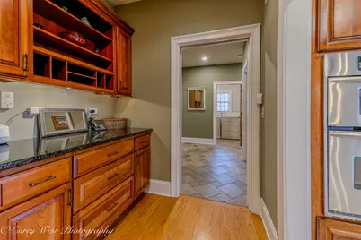 28W524 Wynn Avenue, West Chicago, IL 60185 - Photo 12