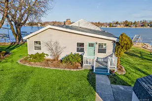 31 Lakeside Ln, Fox Lake, IL 60020 - Photo 1