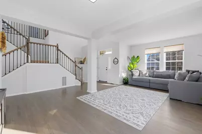 748 N Overlook Trail, Round Lake, IL 60073 - Photo 4