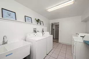 10121 Hartford Ct, Schiller Park, IL 60176 - Photo 18