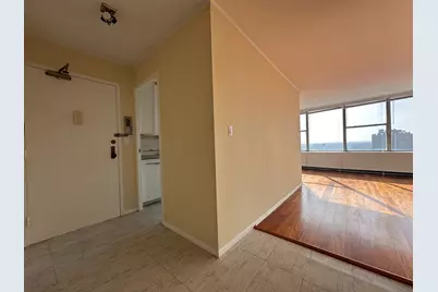 5757 N Sheridan Road #18J, Chicago, IL 60660 - Photo 12