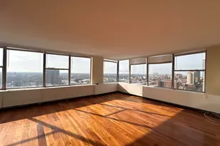 5757 N Sheridan Rd, Chicago, IL 60660 - Photo 2