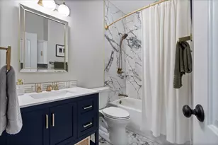 207 E 13th St, Chicago, IL 60605 - Photo 18