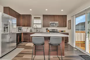 6611 Eich Dr, Joliet, IL 60431 - Photo 16