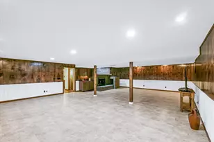 4111 Farhills Dr, Champaign, IL 61822 - Photo 36