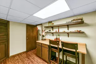 4111 Farhills Dr, Champaign, IL 61822 - Photo 40
