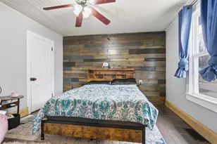 507 NW Race St, Atlanta, IL 61723 - Photo 12