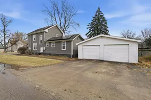 507 NW Race St, Atlanta, IL 61723 - Photo 28