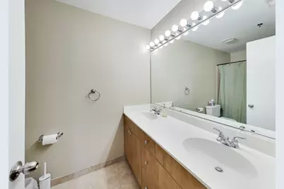 520 W Huron Street #409, Chicago, IL 60654 - Photo 10