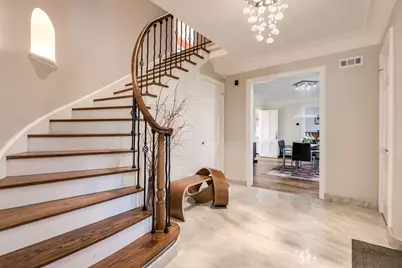 1047 Fair Oaks Avenue, Oak Park, IL 60302 - Photo 4