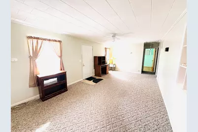 502 E McNeil Avenue, Hoopeston, IL 60942 - Photo 8