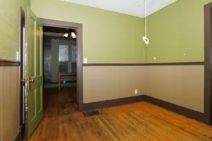 517 N Walnut St, Clifton, IL 61727 - Photo 10