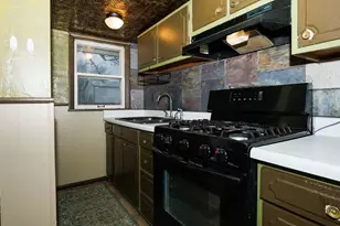 517 N Walnut St, Clifton, IL 61727 - Photo 16