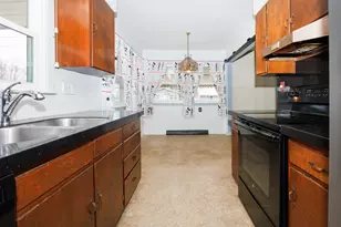 813 Highpoint Rd, Normal, IL 61761 - Photo 4