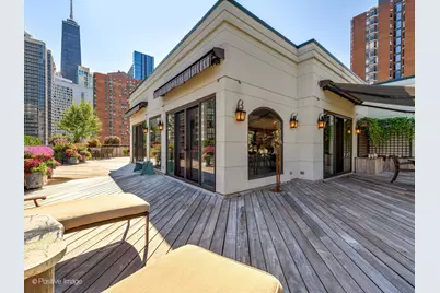 55 W Delaware Place #1101, Chicago, IL 60610 - Photo 8