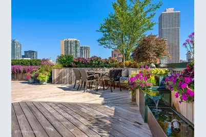 55 W Delaware Place #1101, Chicago, IL 60610 - Photo 6