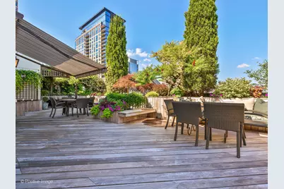 55 W Delaware Place #1101, Chicago, IL 60610 - Photo 4