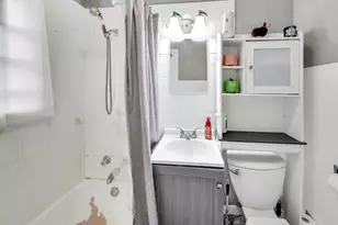 223 Oneill St, Joliet, IL 60436 - Photo 12