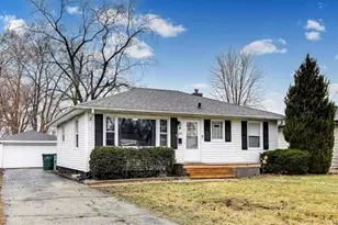 223 Oneill St, Joliet, IL 60436 - Photo 2