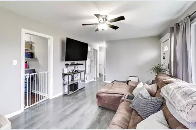 223 Oneill Street, Joliet, IL 60436 - Photo 4