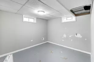 223 Oneill St, Joliet, IL 60436 - Photo 14