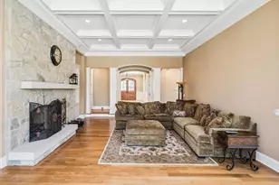 1300 Abington Cambs Dr, Lake Forest, IL 60045 - Photo 14