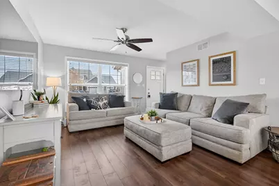 300 Arrowhead Drive, Minooka, IL 60447 - Photo 8