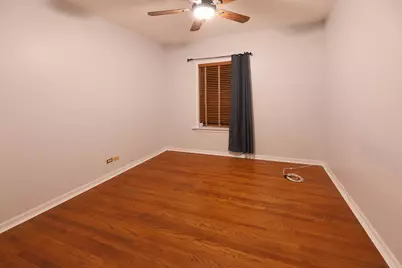 6042 N Kenmore Avenue #3, Chicago, IL 60660 - Photo 8