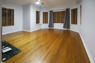 6042 N Kenmore Ave, Chicago, IL 60660 - Photo 4