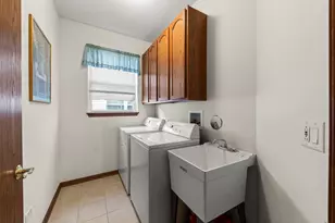 21302 Prince Lake Dr, Crest Hill, IL 60403 - Photo 22