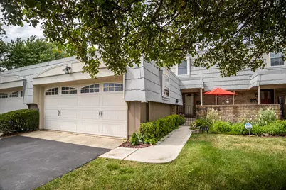 648 Dauphine Court #D, Elk Grove Village, IL 60007 - Photo 1