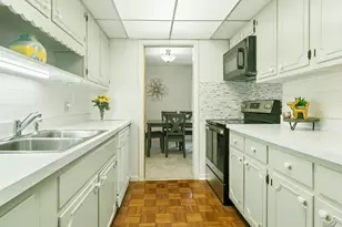 200 Deborah Ln, Wheeling, IL 60090 - Photo 6