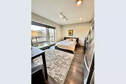 2407 W Eastwood Avenue #402, Chicago, IL 60625 - Photo 2