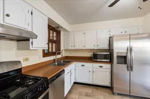 4128 192nd Ct, Country Club Hills, IL 60478 - Photo 6