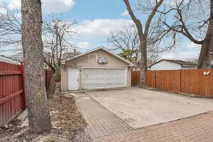 1404 N 36th Ave, Melrose Park, IL 60160 - Photo 34