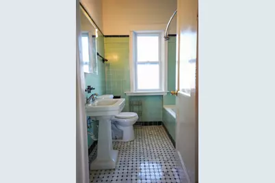 3927 Kirk Street #2, Skokie, IL 60076 - Photo 8